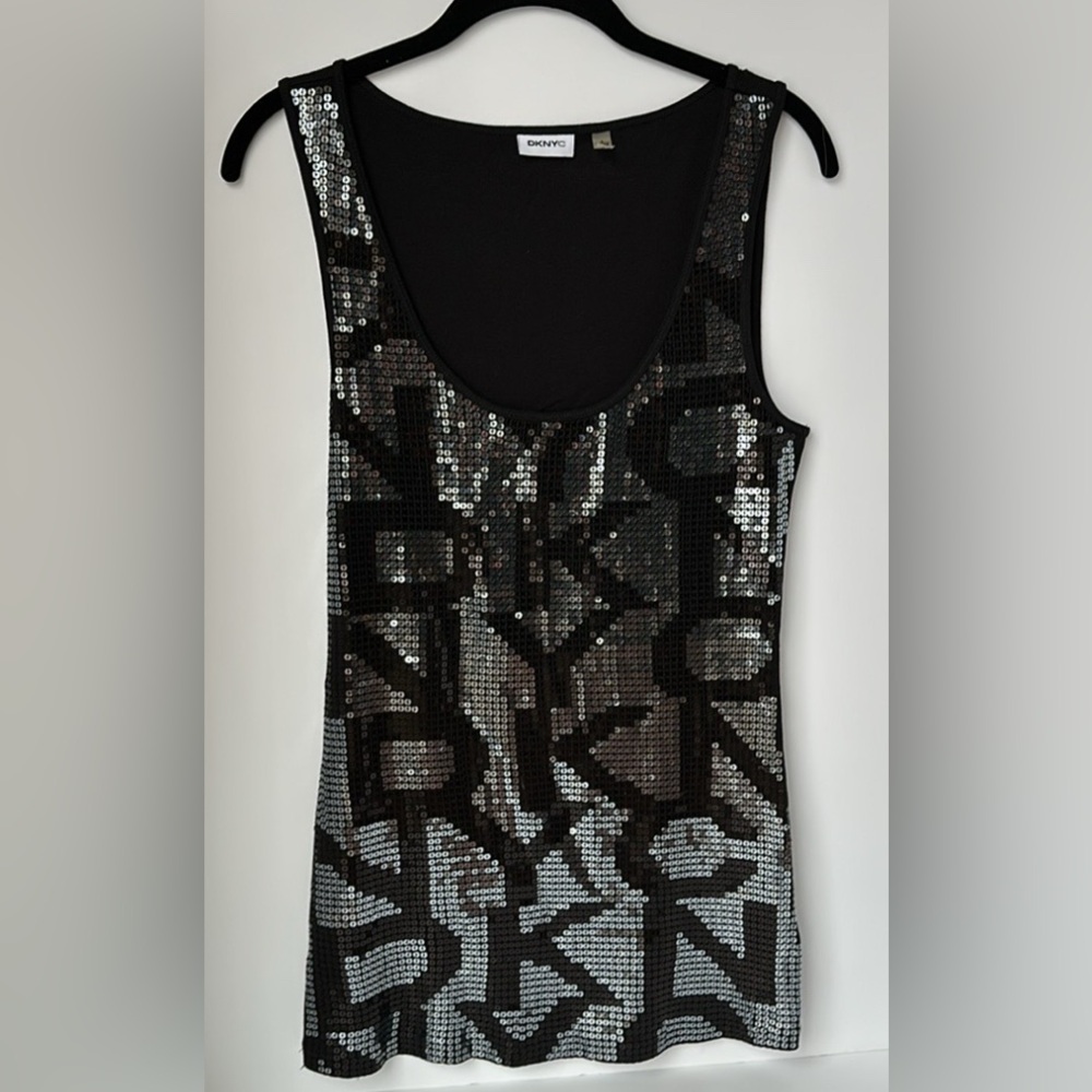 DKNYC Sequined Low Scoop Tank Top Black & Silver